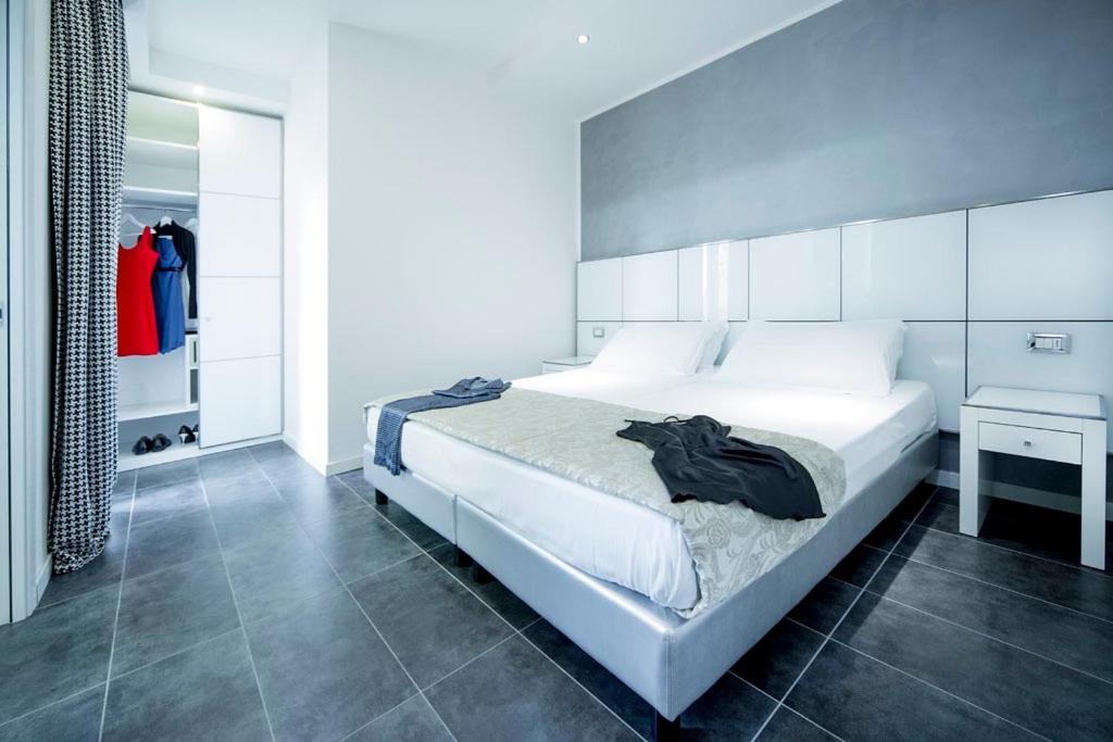 Atmosphere Suite Hotel Римини Экстерьер фото