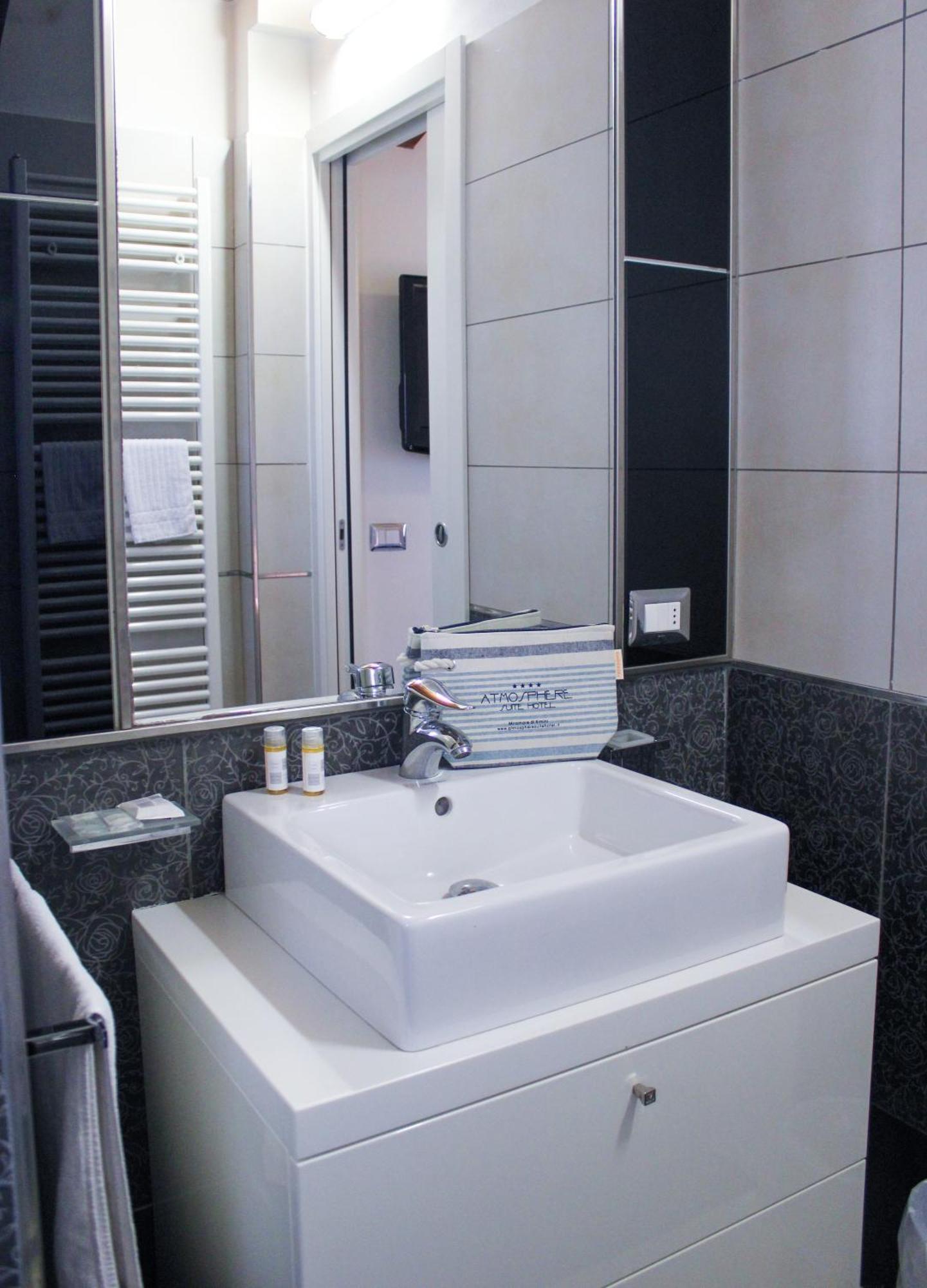 Atmosphere Suite Hotel Римини Экстерьер фото