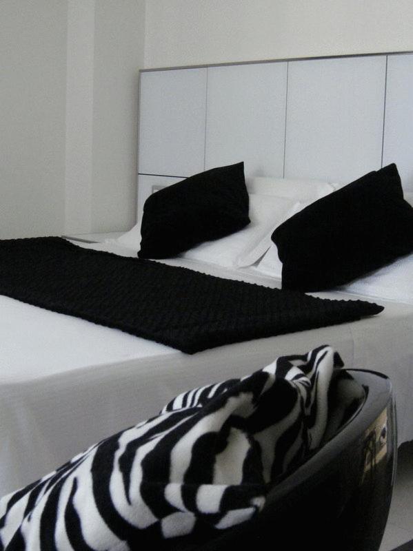 Atmosphere Suite Hotel Римини Экстерьер фото