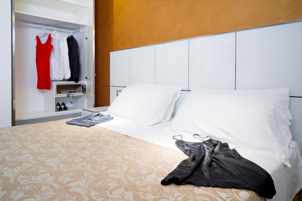 Atmosphere Suite Hotel Римини Номер фото